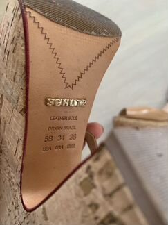 Босоножки Schutz