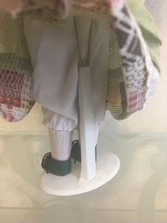 Фарфоровая кукла