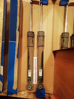 Оригинальные амортизаторы Octavia A7 Scout