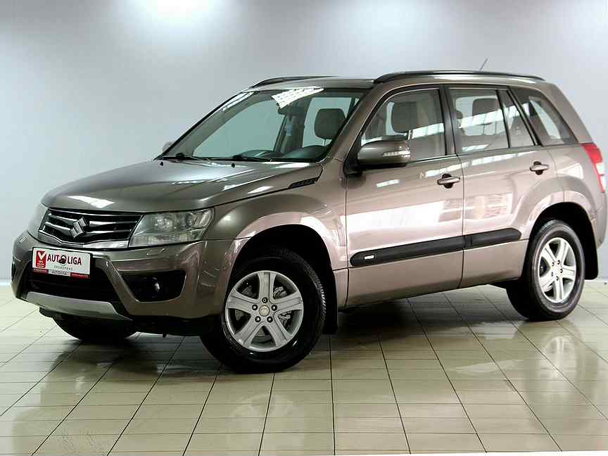 Сузуки витара бу в москве. Suzuki Grand Vitara 2013.