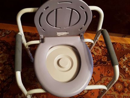 Кресло инвалидное с санитарным оснащением Армед