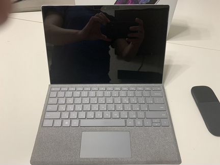 Планшет Microsoft Surface Pro 6 i5/8/128+256Gb