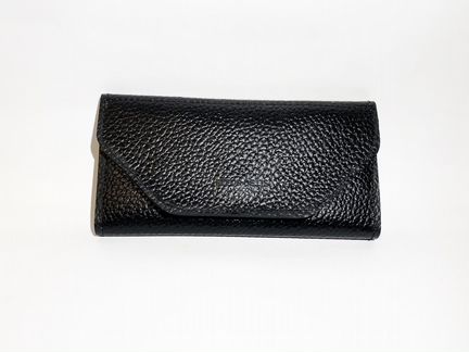 Черный кошелек на кнопке из натуральной кожи