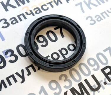 Сальник редуктора лебедки Unic