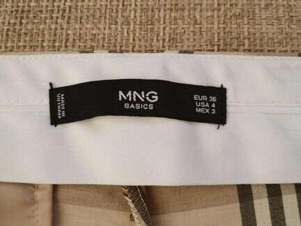 Брюки фирмы mango