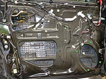 Шумоизоляция набережные челны. Шумоизоляция авто. Шумоизоляция автомобиля в набережных челнах. Виброизоляция noise. Шумоизоляция глушителя.