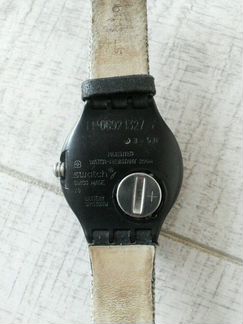 Часы Swatch спешат