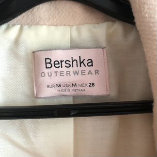 Пальто Bershka