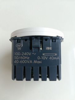 Диммер (светорегулятор) Legrand 067080