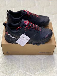 Reebok classic мужские черные новые красные шнурки