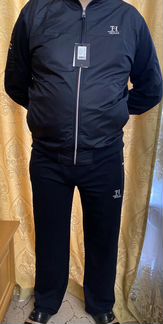 Спортивный костюм