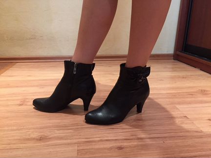 Женские кожаные ботильоны