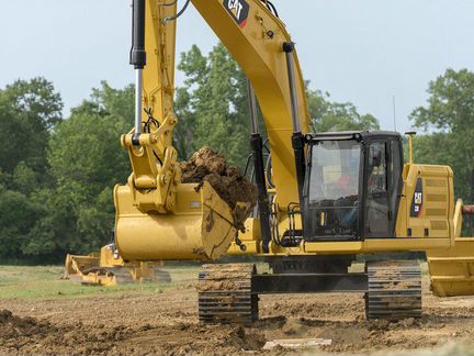 Гусеничный экскаватор Caterpillar 330