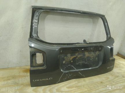 Крышка багажника Chevrolet Orlando 1