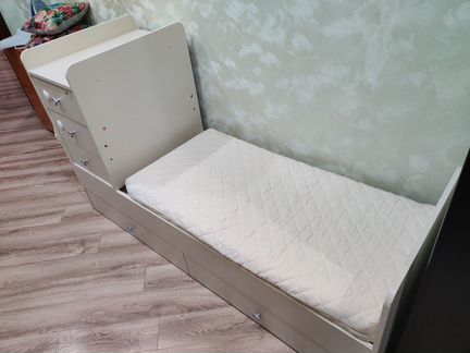 Кровать детская