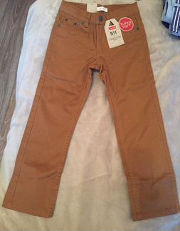 Джинсы Levis