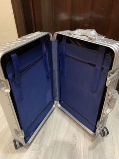 Алюминиевый чемодан #Rimowa