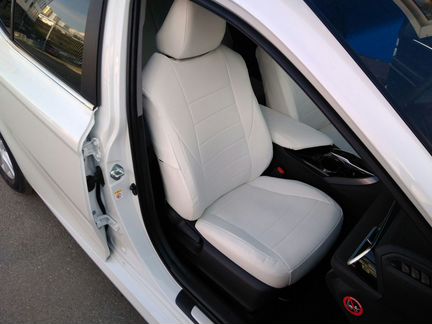 Модельные чехлы Тойота Камри в70 из экокожи