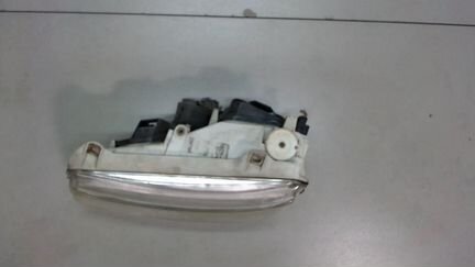 Фара (передняя) левая Volkswagen Passat 4, 1995
