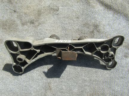 Кронштейн АКПП бмв Е46 N42 22326757102