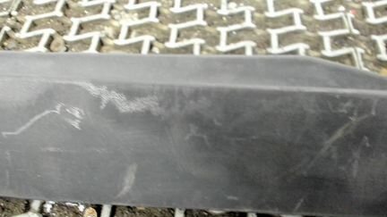 Молдинг (накладка кузовная), Крыши правое переднее