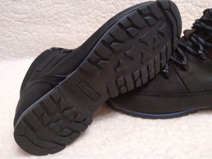 Ботинки женские 40-41
