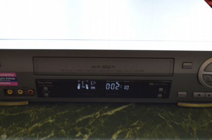 Видеомагнитофон JVC HR-J775EE