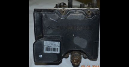 Isuzu NQR блок ABS