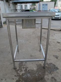 Стол для сбора отходов с отверстием 1шт