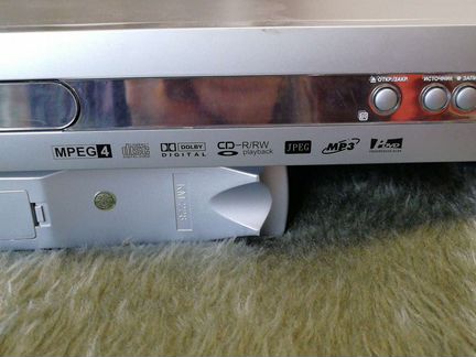 DVD плеер avest