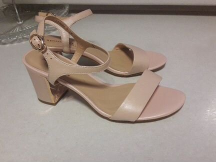 Новые босоножки 24.8 по стельке