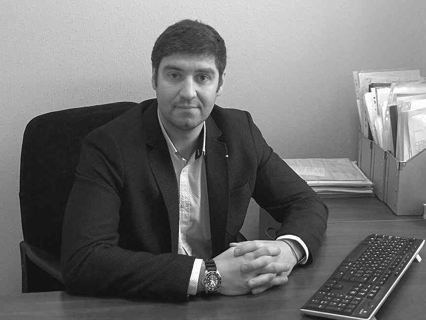 Фото поиск самочков валентин адвокат 83года