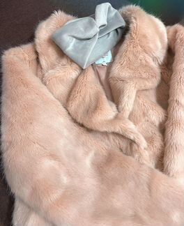 Шуба чебурашка C&A