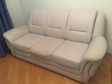 Продаю раскладной диван