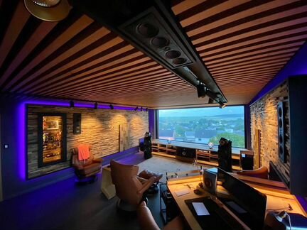 Домашние кинотеатры и кинозалы