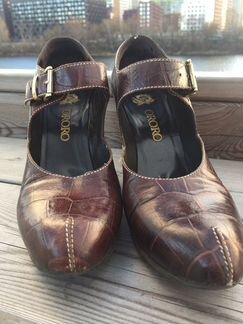 Очень красивые туфли бренда ororo