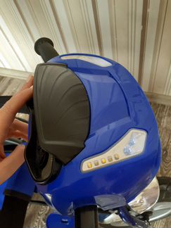 Велосипед трехколесный с ручкой управления