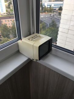 Телевизор Электроника 409-А, б/у белый