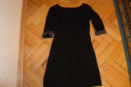 Платье черное с серой отделкой ф. Аdl