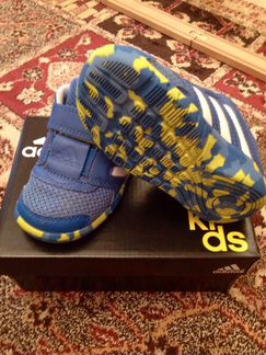 Кроссовки adidas kids