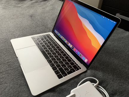 Macbook Pro 13” 2017 256GB без Touch Bar