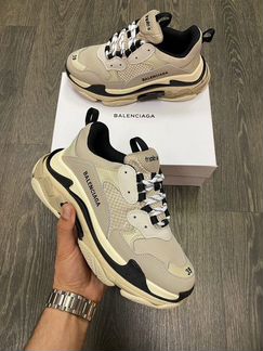 Кроссовки Balenciaga Triple S бежевые