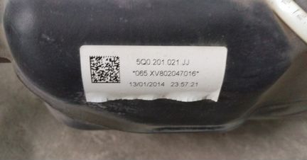 5Q0201021JJ Топливный бак VAG