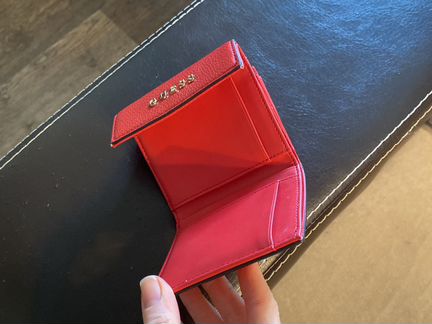 Кошелёк guess