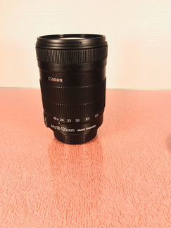 Canon EF-S 18-135mm f/3.5-5.6 IS