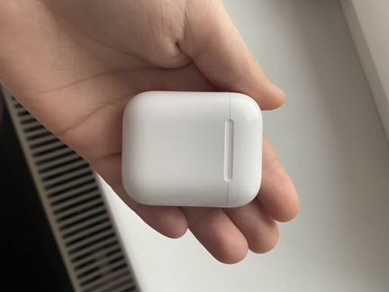 Наушник airpods бу