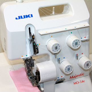 Оверлок Juki MO-54e