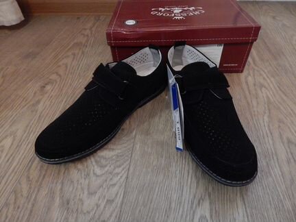 Новые замшевые туфли 41 размер