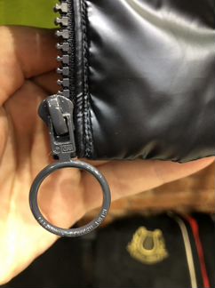 Бомбер off white