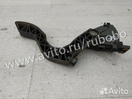 Педаль газа Audi Allroad C5 AKE 2002